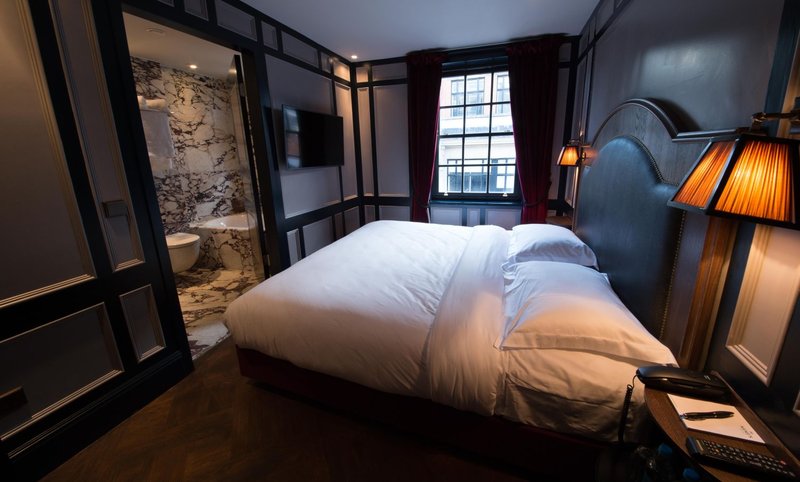 Mimi's Hotel Soho 28/63