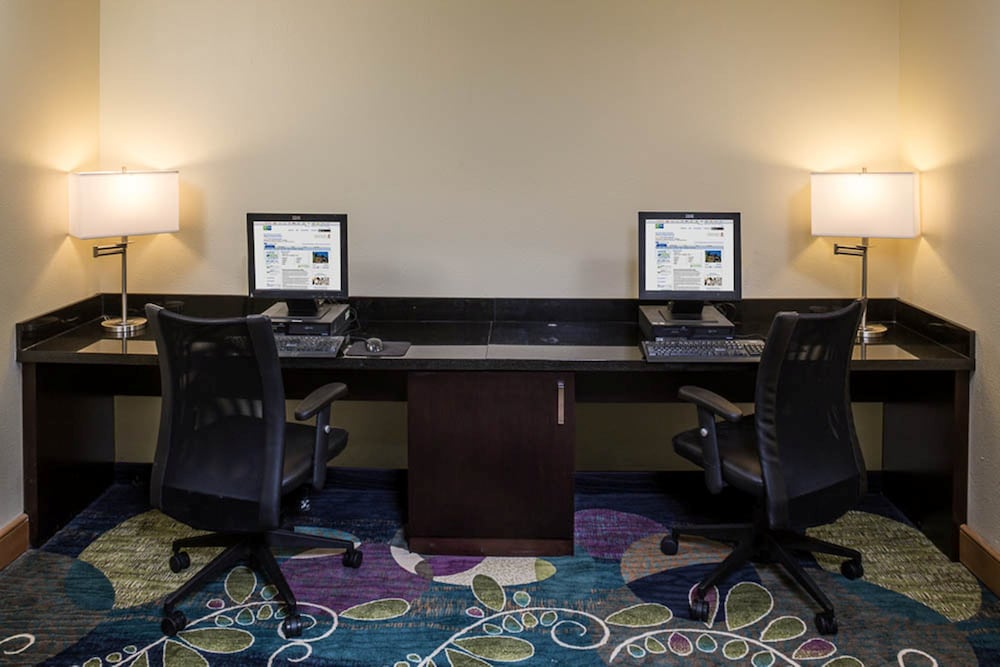Holiday Inn Express Clermont 46/57