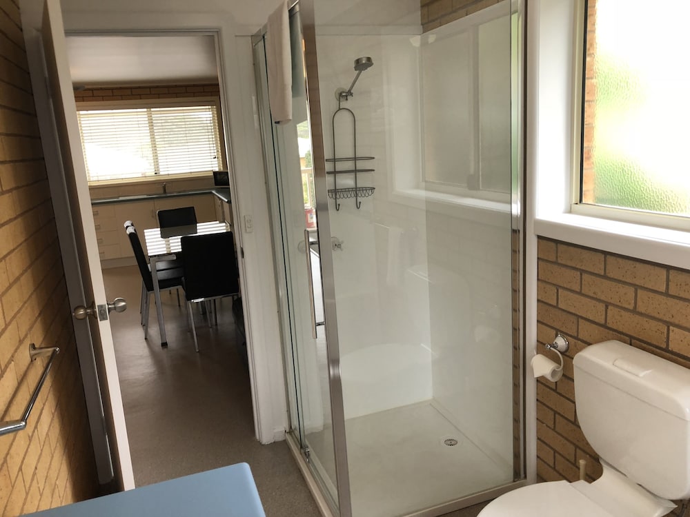 Port Campbell Parkview Motel Apartments 24/64