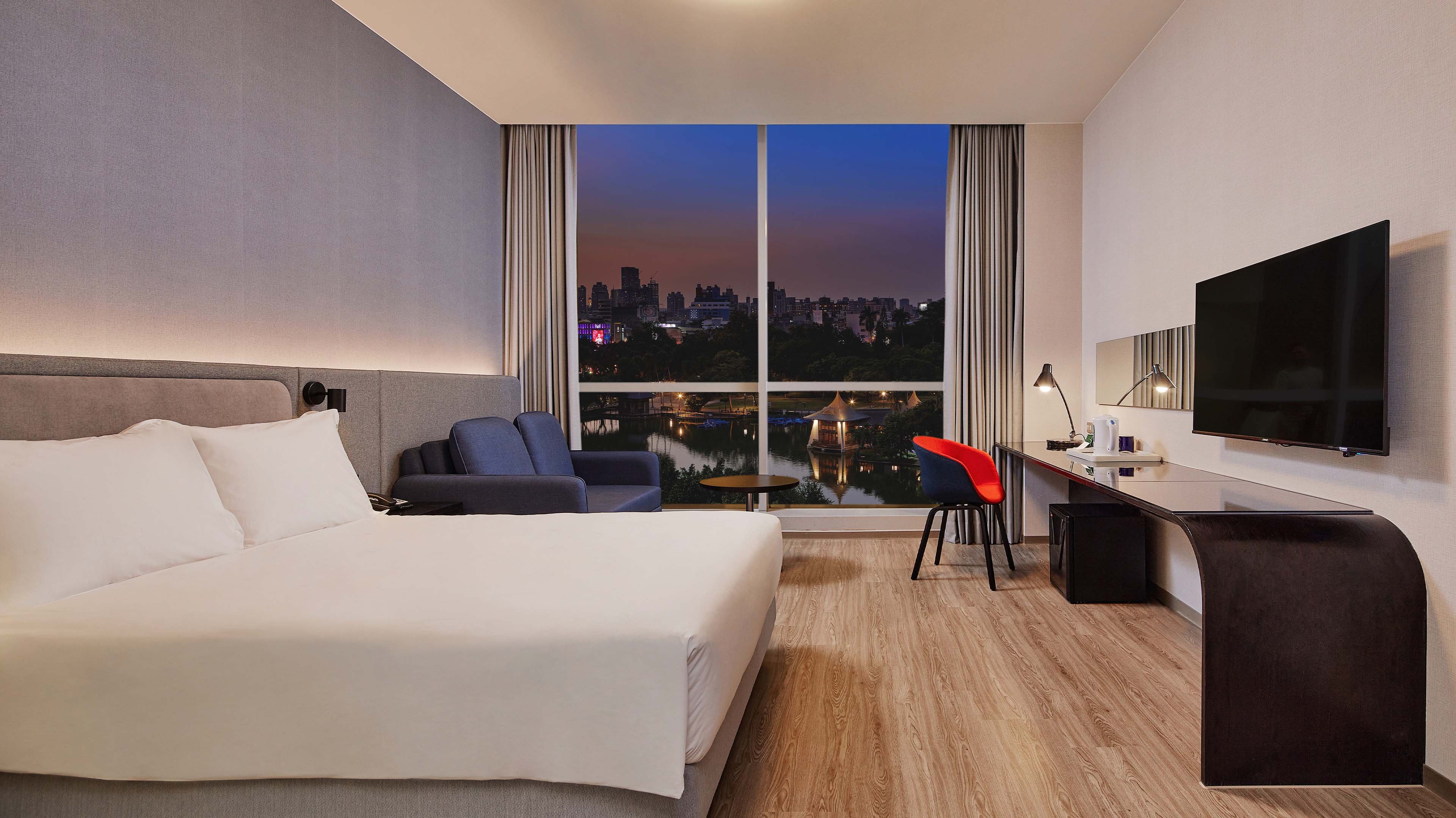 Holiday Inn Express Taichung Park 18/58