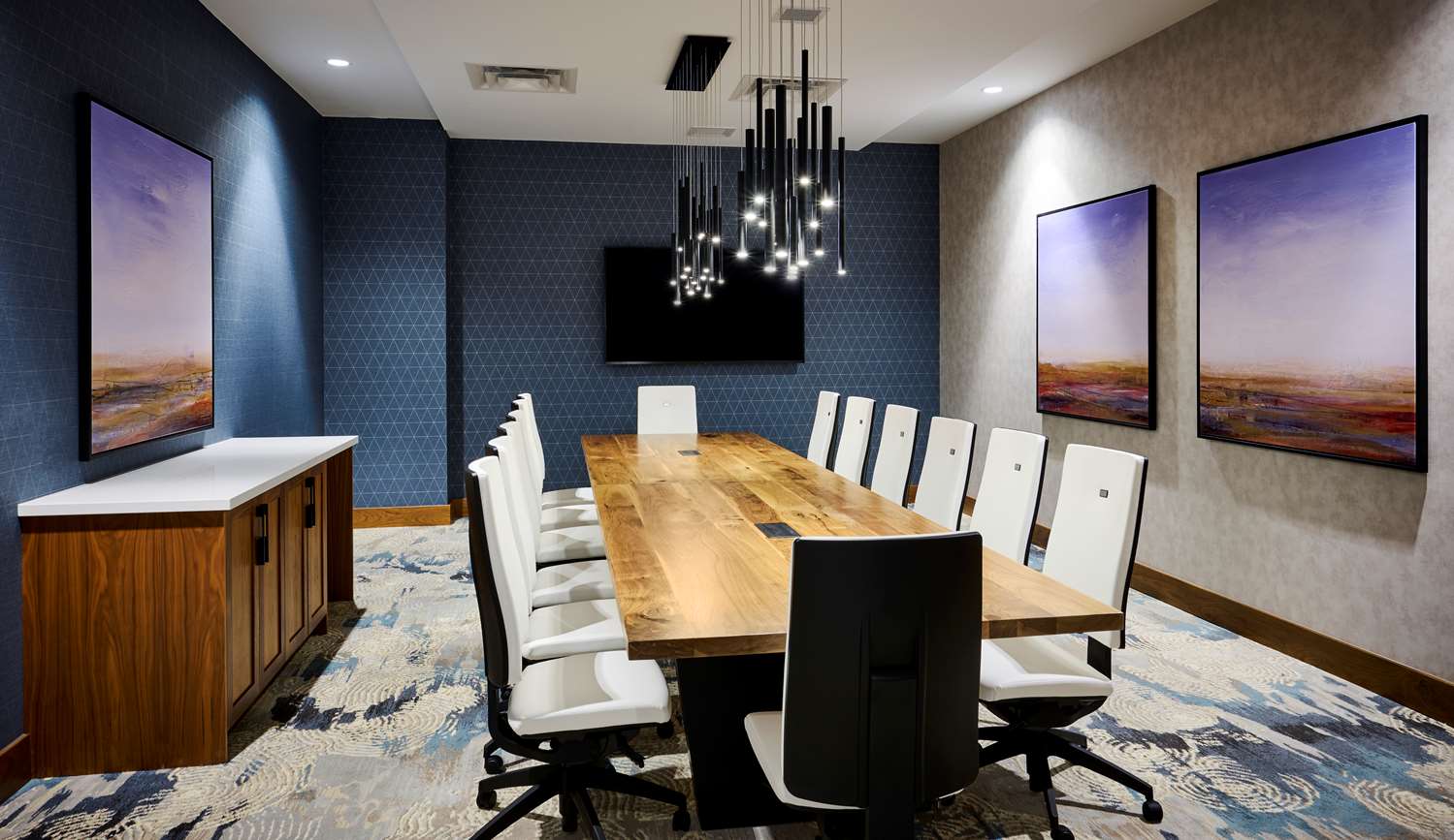 DoubleTree by Hilton Windsor Hotel & Suites 13/17