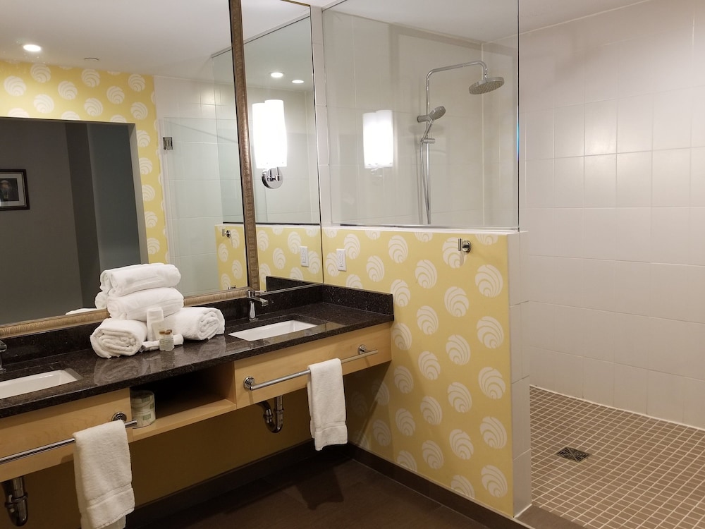 Hotel Indigo Pittsburgh East Liberty 8/37