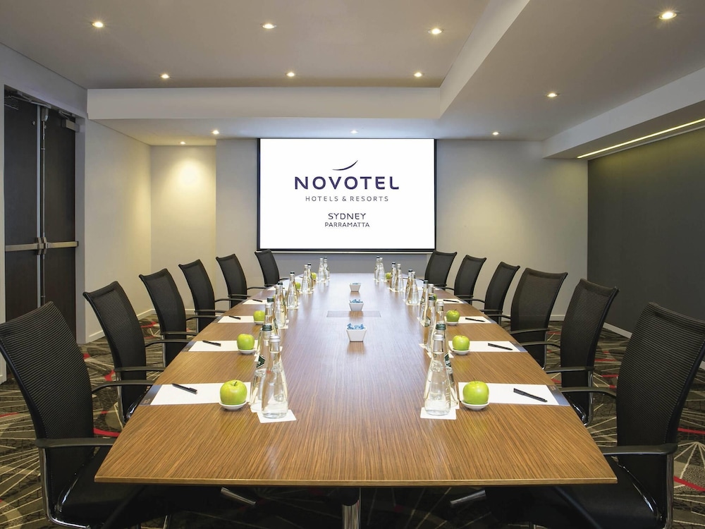 NOVOTEL SYDNEY PARRAMATTA 63/70