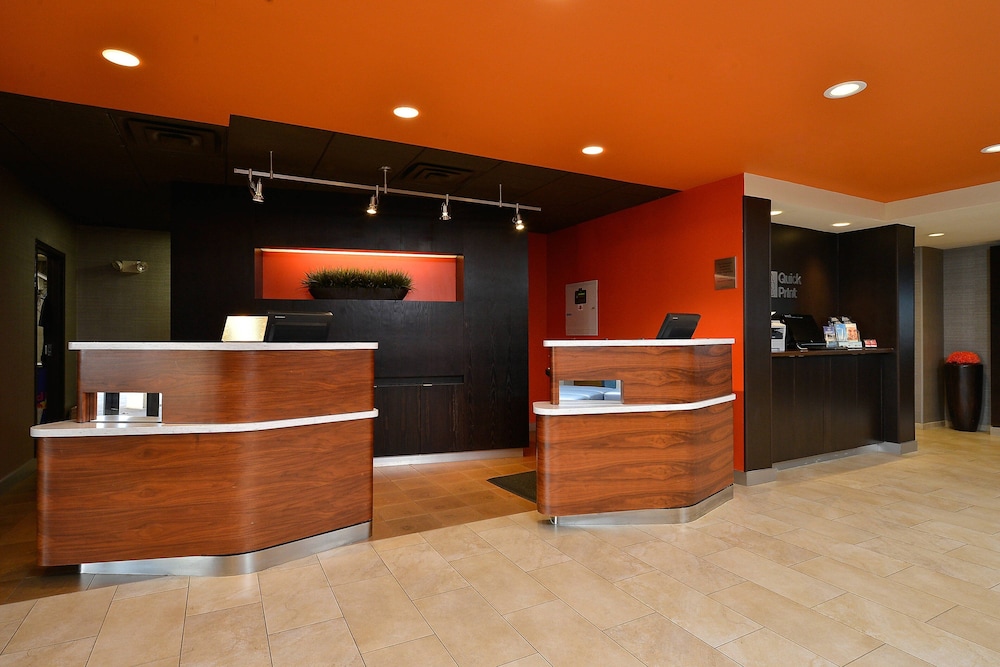 Courtyard By Marriott Bentonville 4/42
