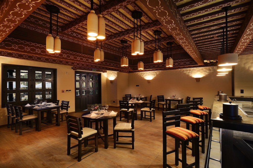 Azimut Hotel Musandam 50/68