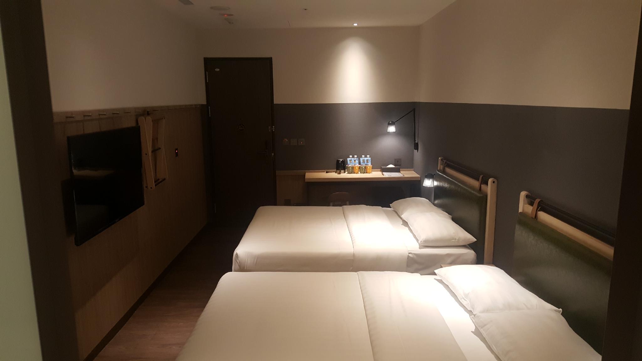 Semi Room, Family, 2 Semi Double Beds, No Window