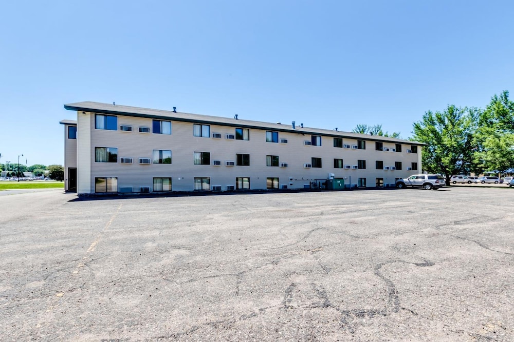 Motel6 Albert Lea, MN 7/59