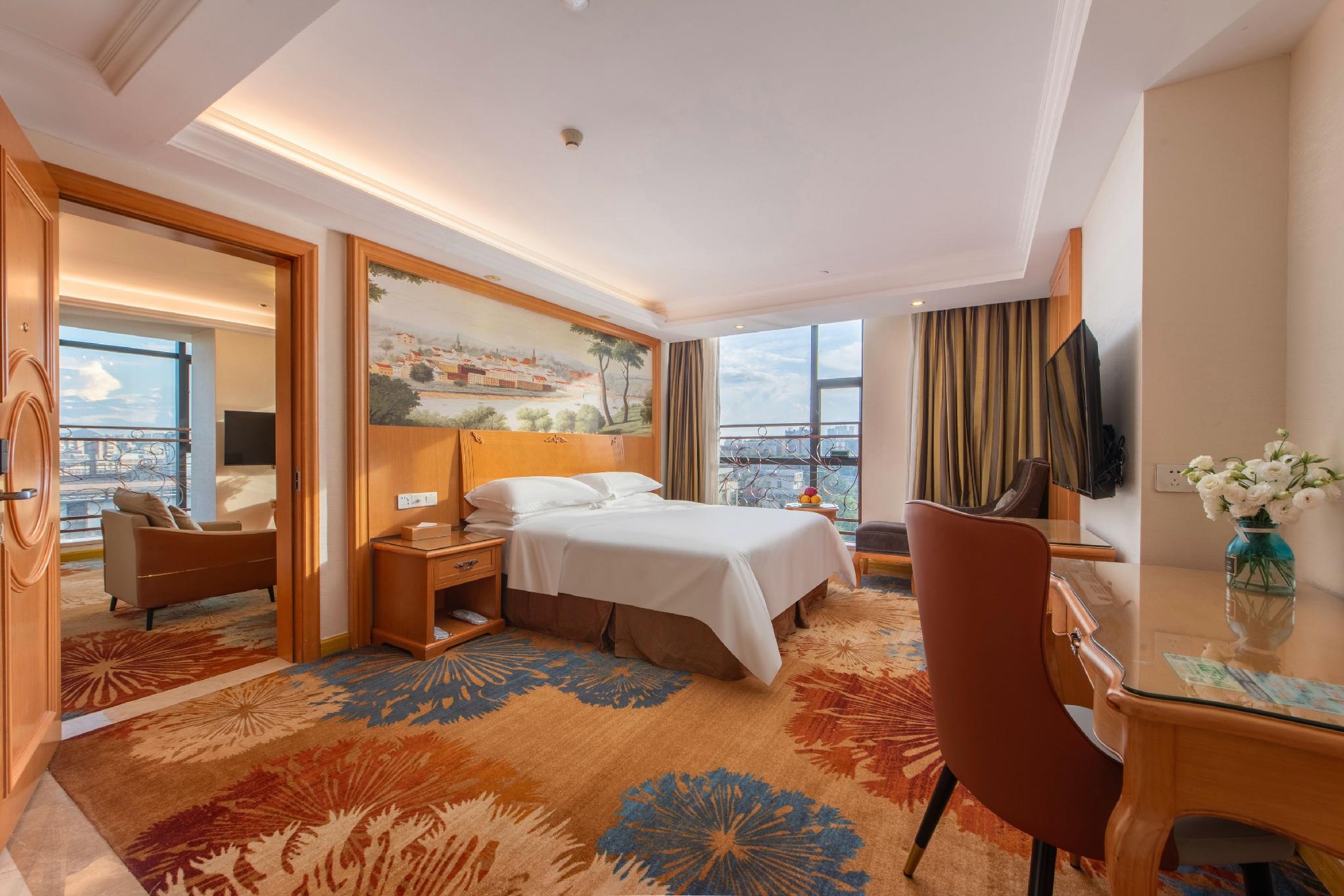 Vienna Hotel (Changlong Dashi River Garden Store in Panyu, Guangzhou) 30/47