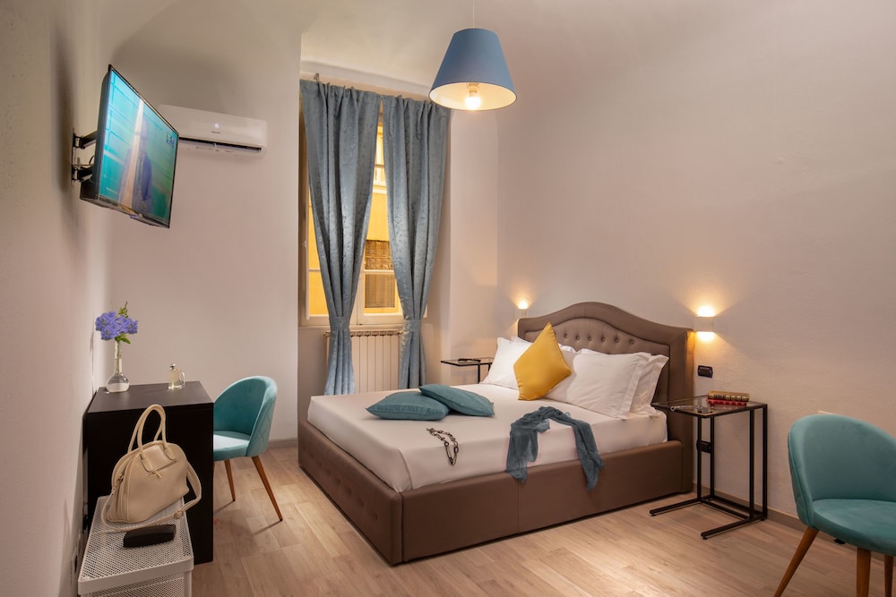 Courtyard Rome Suite 19/29