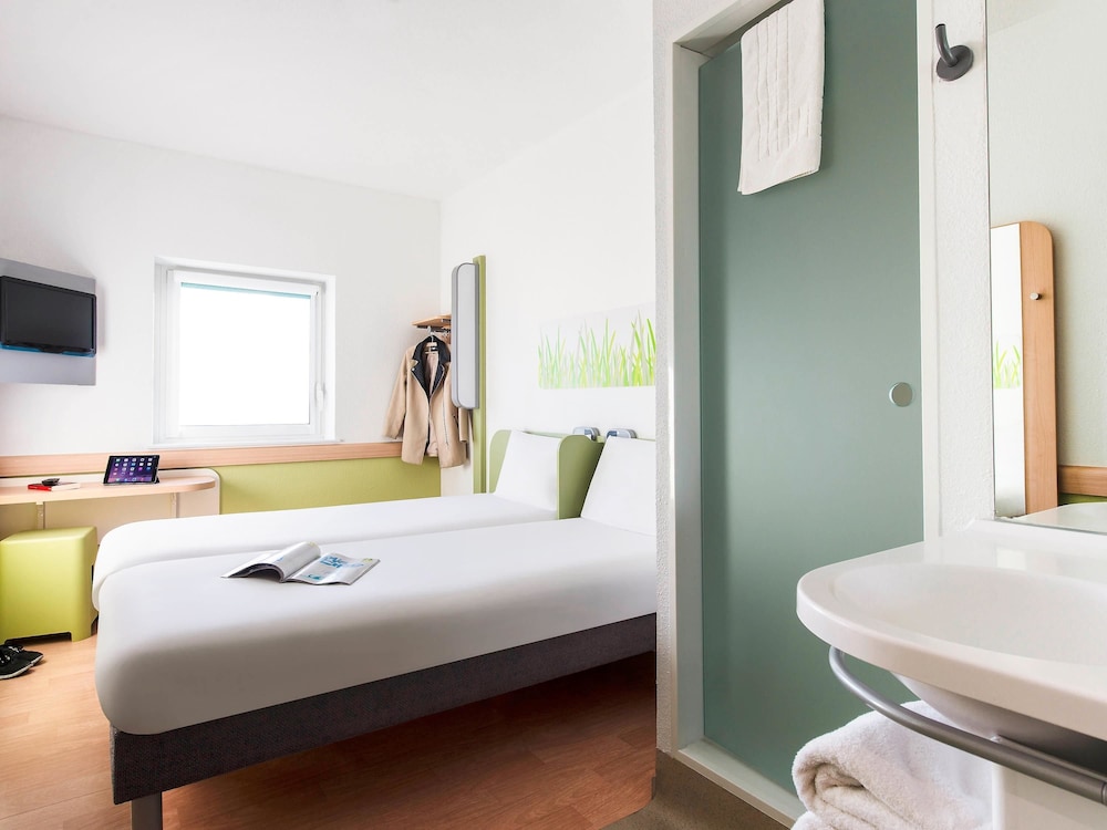 Ibis budget Manchester Salford Quays 13/53