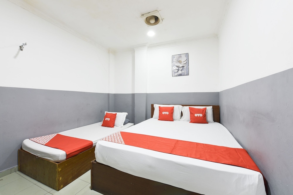 Hotel O Indah 15/50