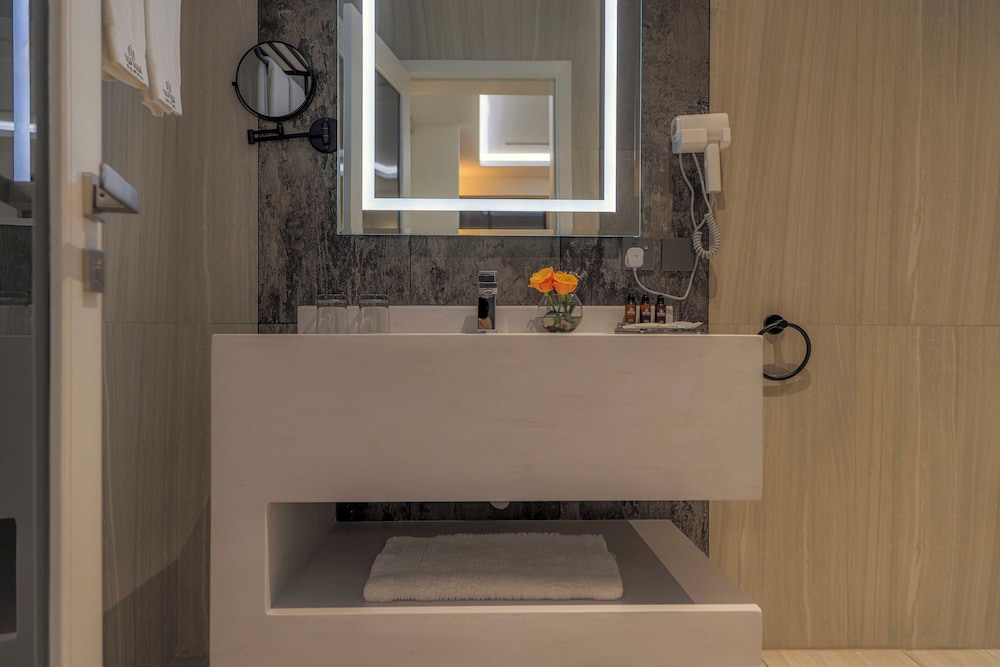 فندق ساس(Four Points by Sheraton Hafar Al Batin) 42/44
