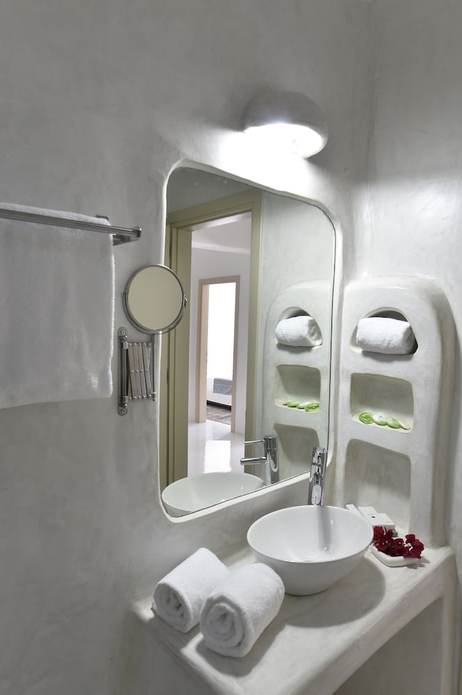 Naoussa Hills Boutique Resort- Adults Only (13+) 40/76