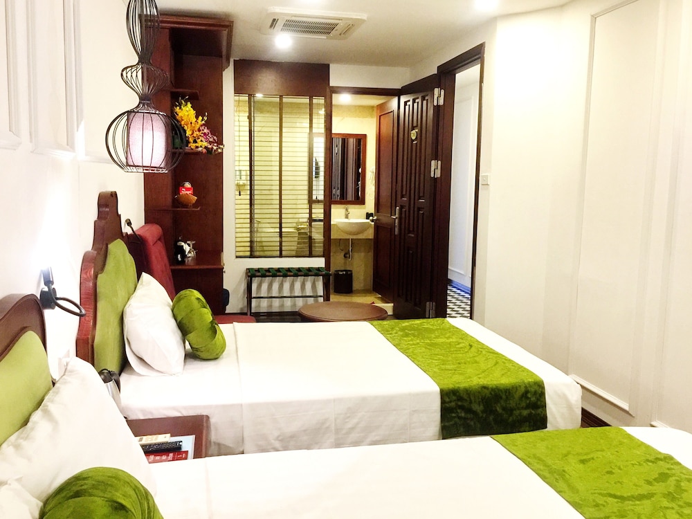 Hanoi New Hotel 12/45