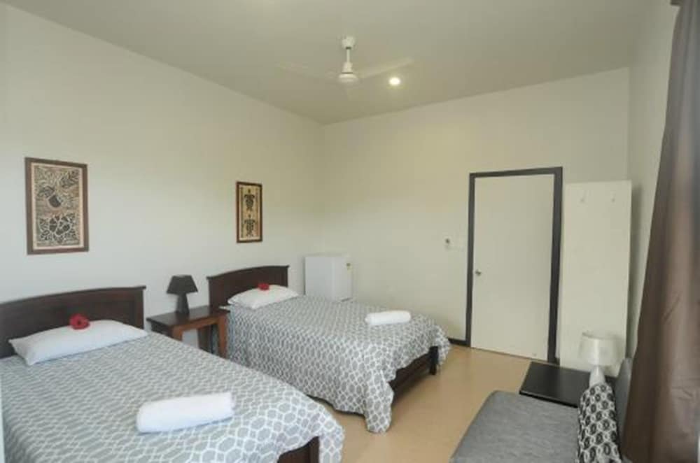Talofa Inn 16/50