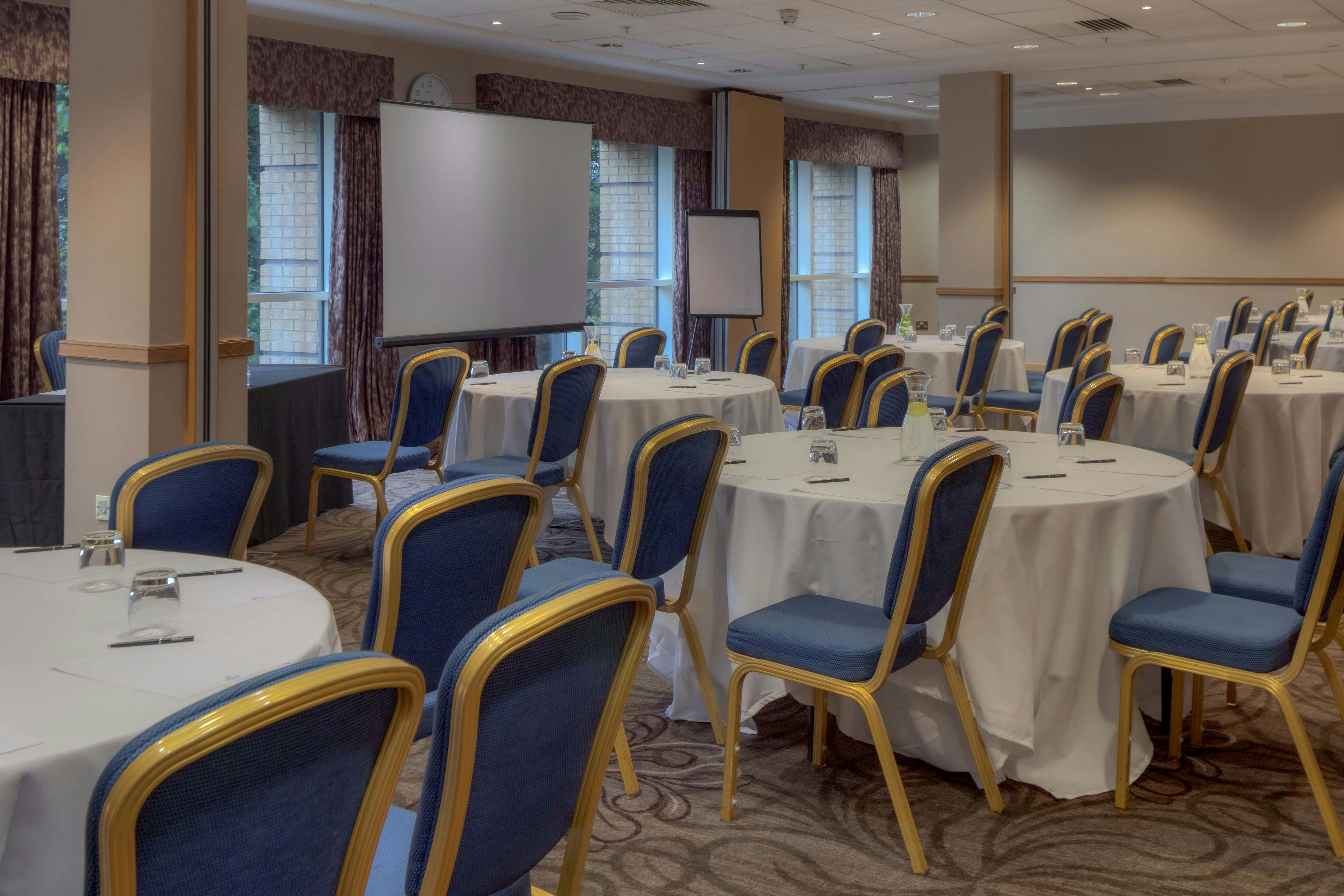 Hilton Newcastle Tyne Bridge 40/52