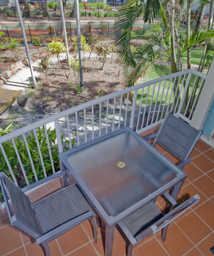 Marlin Cove Resort 32/72