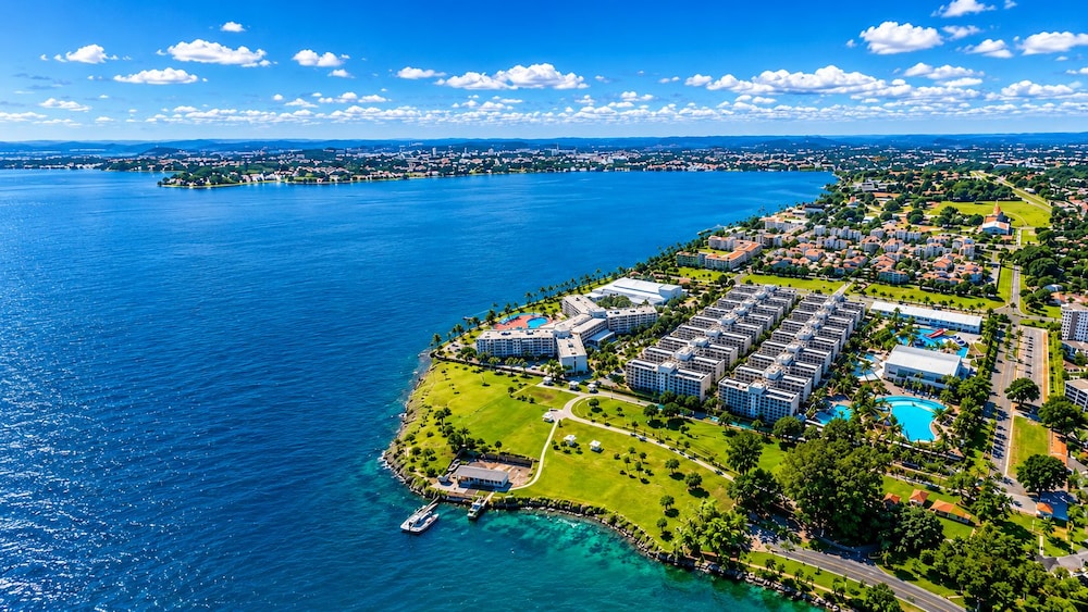 Bay Park Resort 62/64