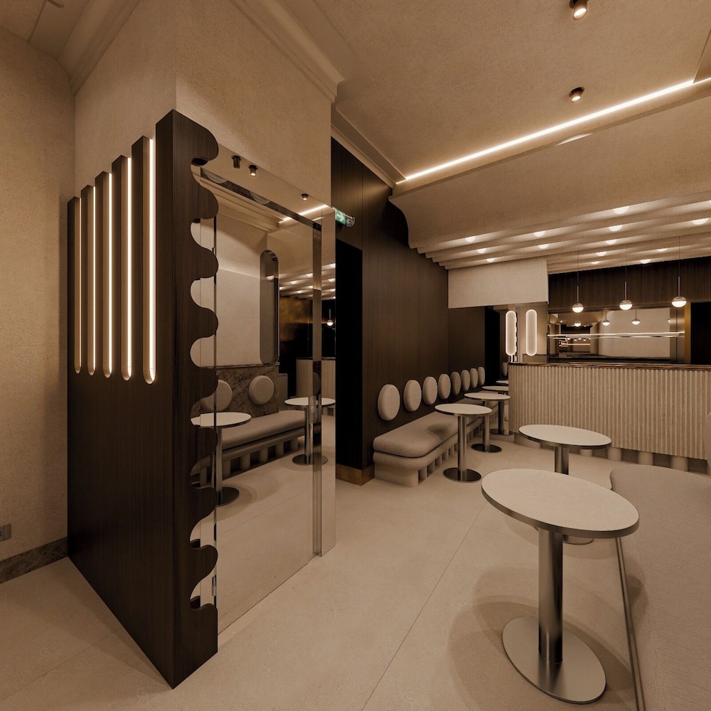 Modern Waikiki Hotel 31/50