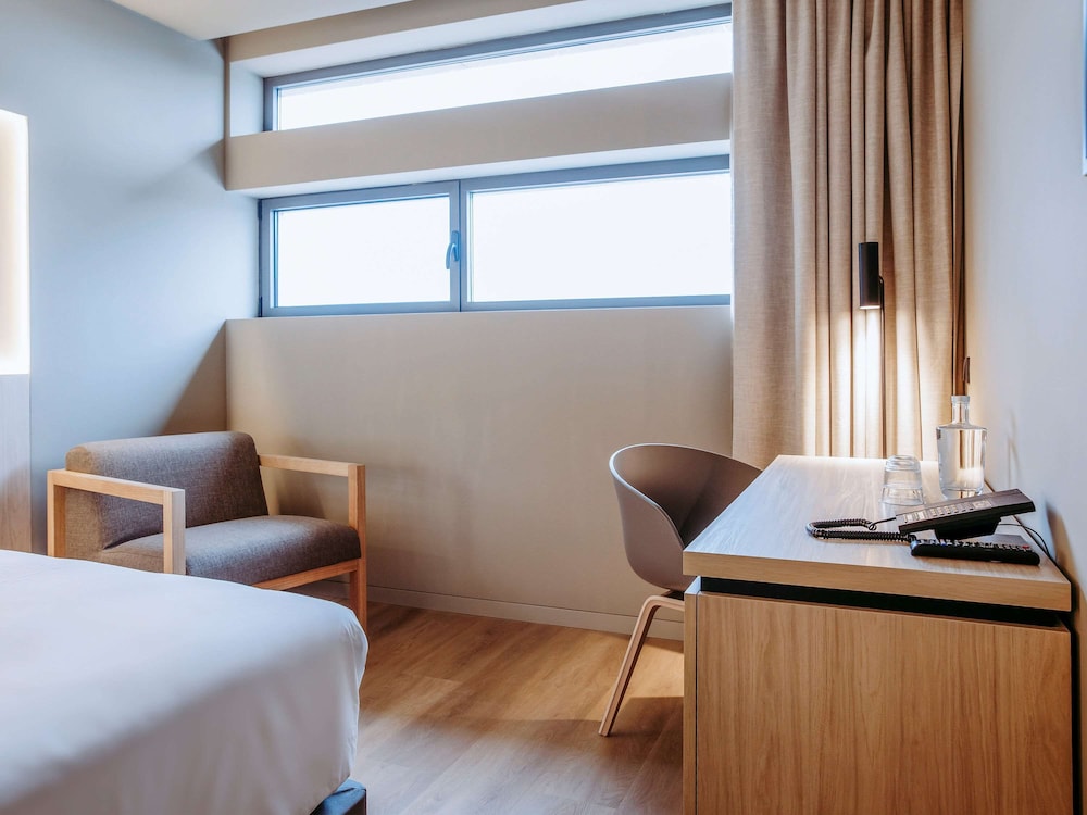 Superior, Twin Beds, Mercure Fatima 5/8