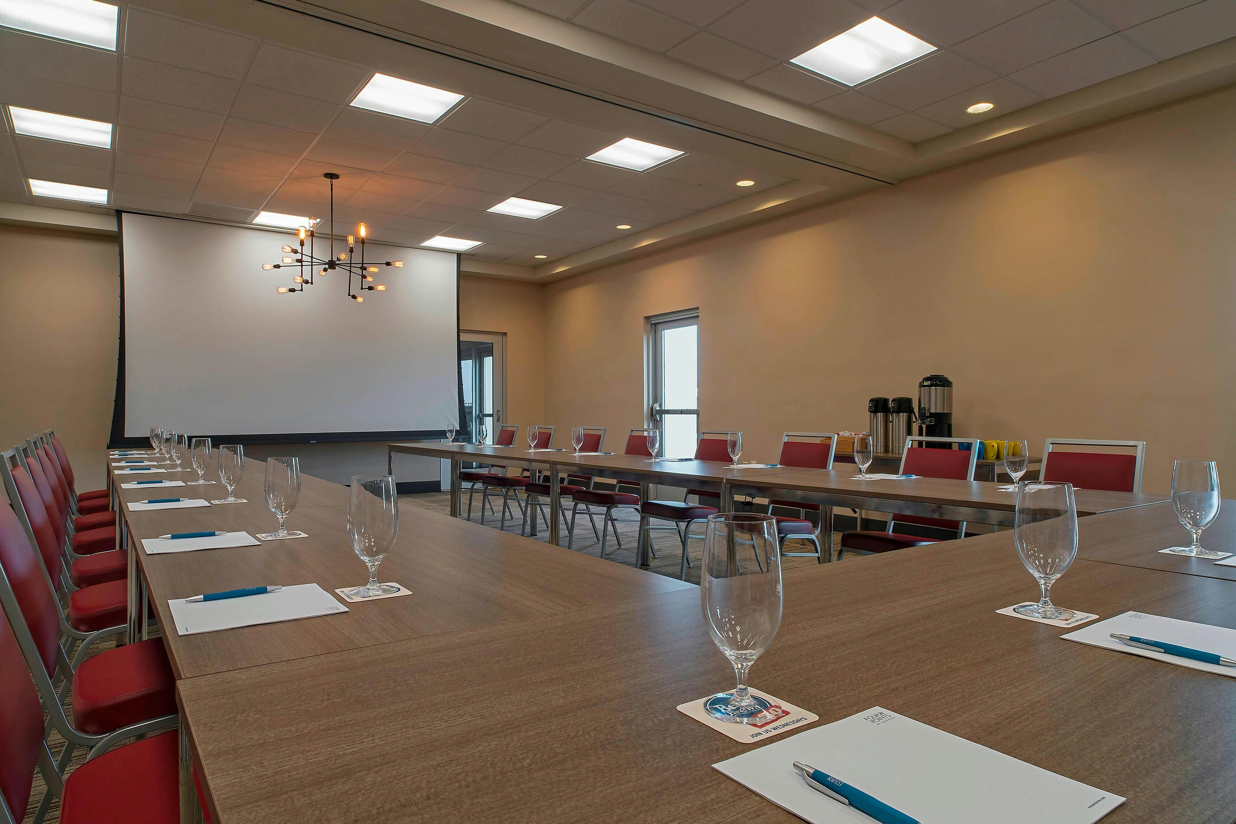 FOUR POINTS BY SHERATON MIDLAND 27/30