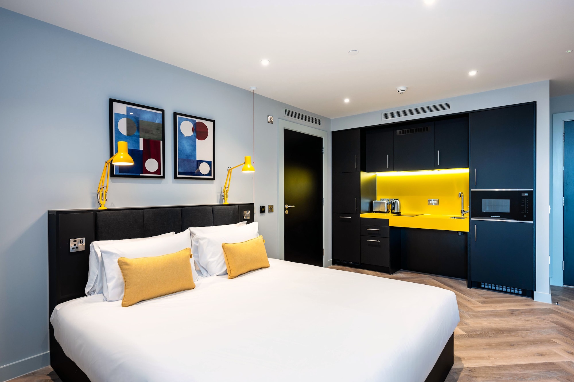 STUDIO, APARTMENT, ACCESSIBLE