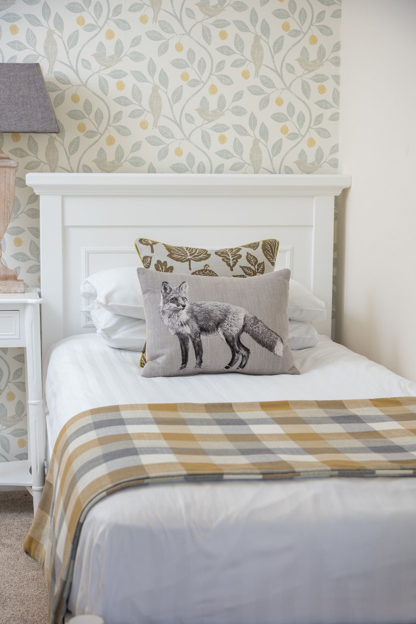 Room, Single, Single Bed
