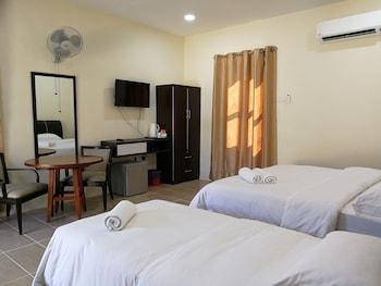 Superior, Single, Multiple Beds, Mountain View