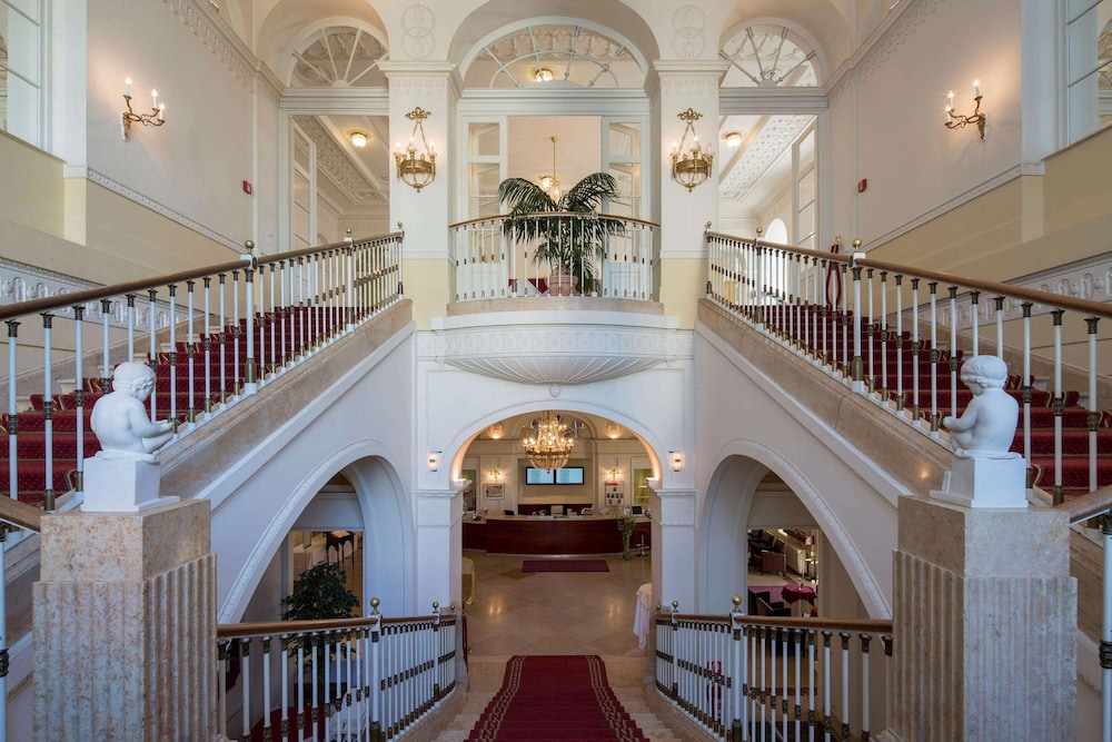 Austria Trend Hotel Schloss Wilhelminenberg 58/74