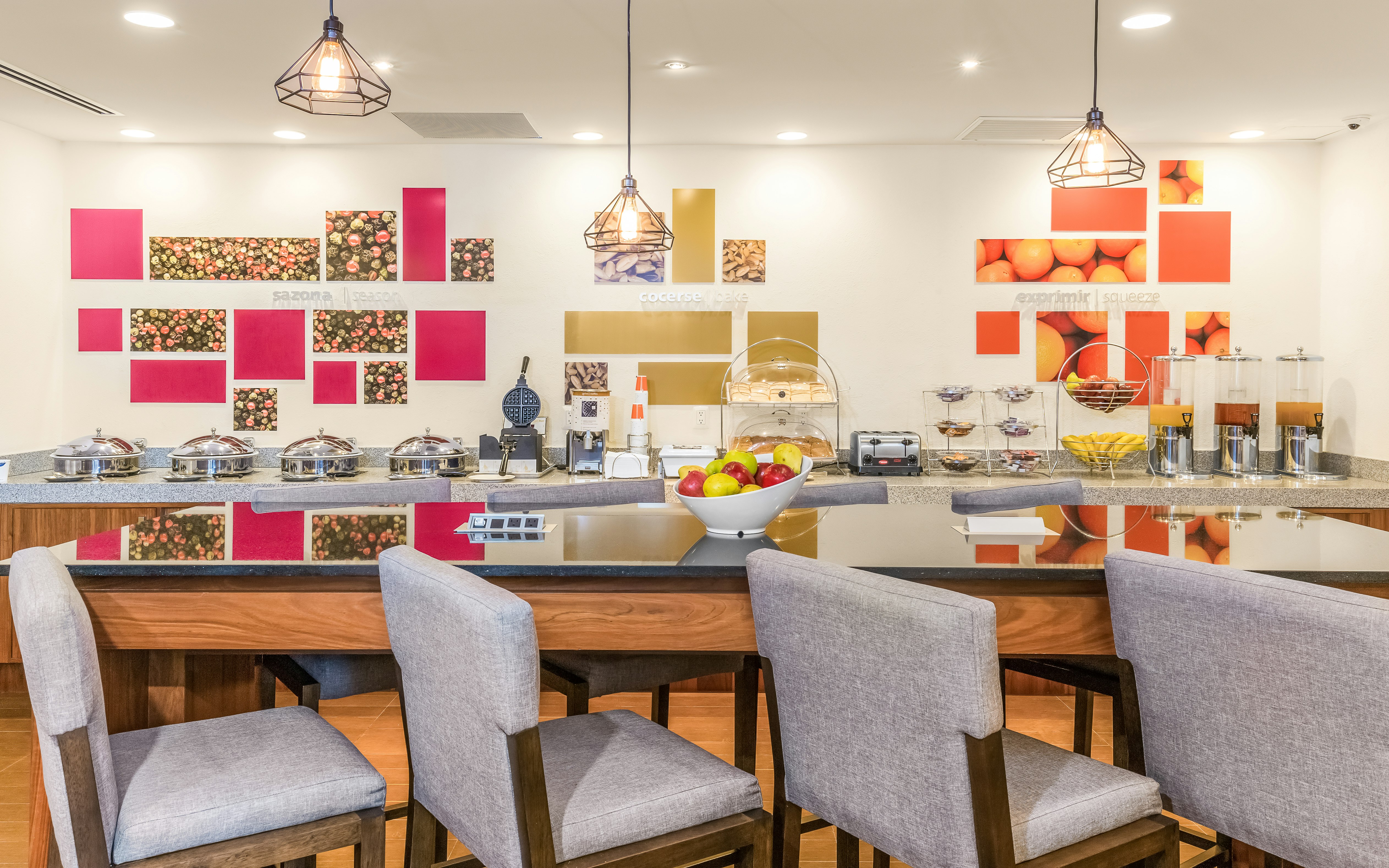 Hampton Inn and Suites by Hilton Los Cabos 37/55