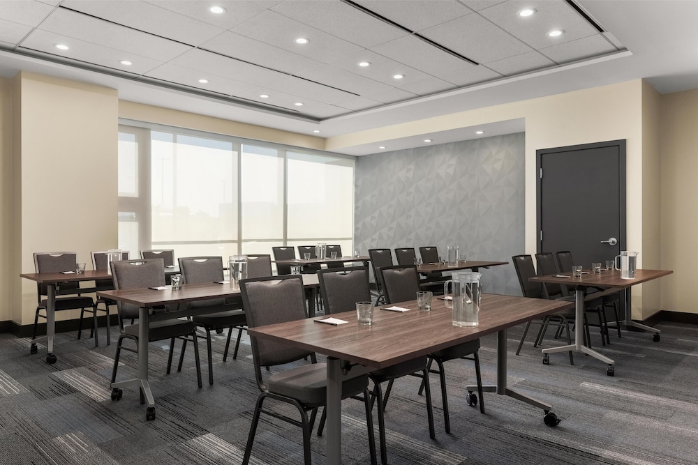 Hyatt Place Mississauga Airport Corporate Centre 35/50