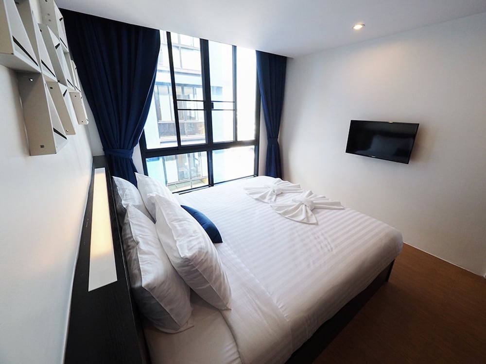 130 Hotel & Residence Bangkok 61/83