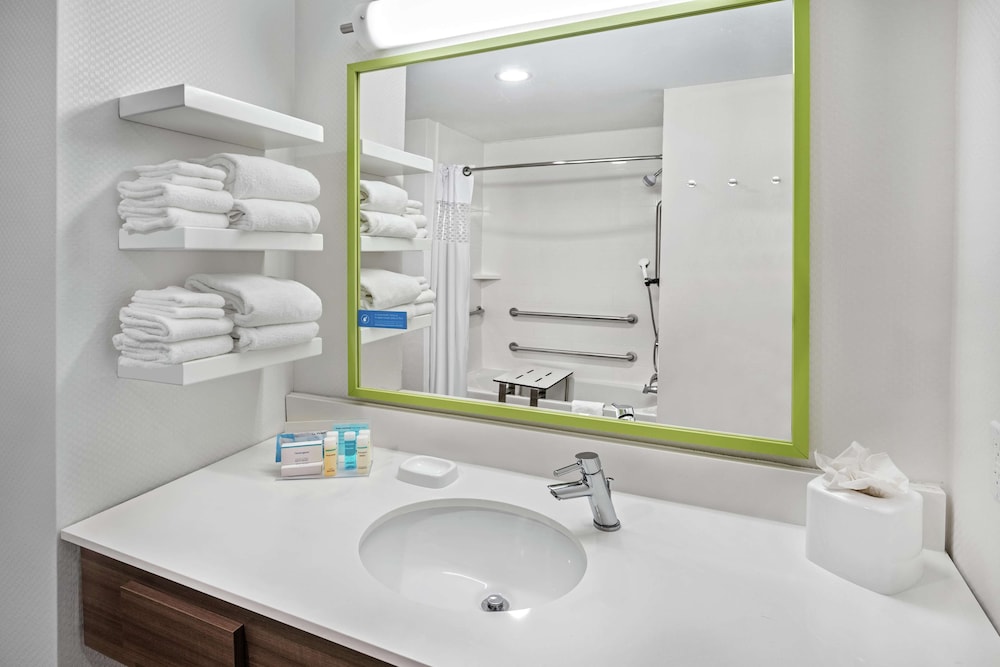 Hampton Inn Suites Portland Corpus Christi 9/45