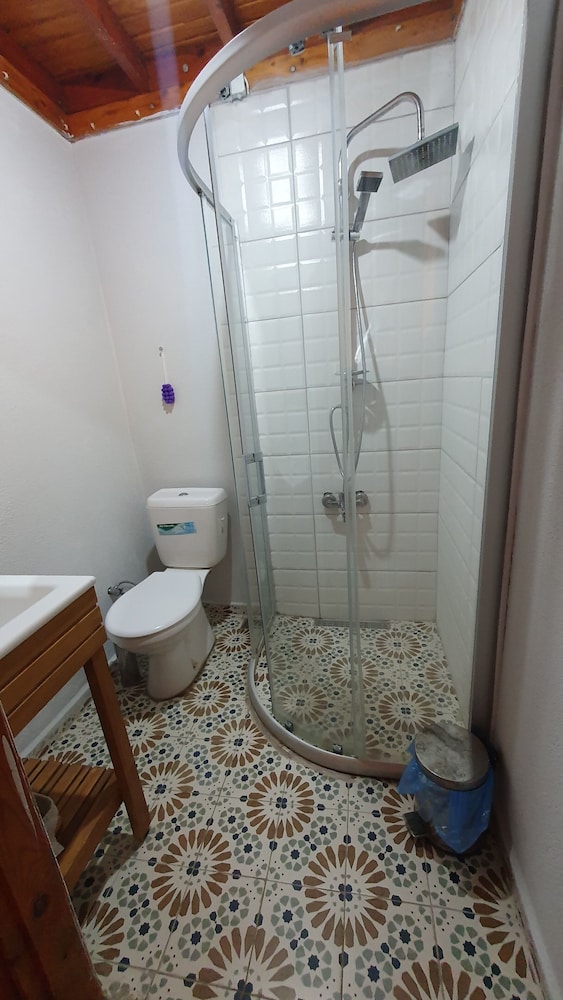 Albatross Dag Evleri Butik Otel 22/24