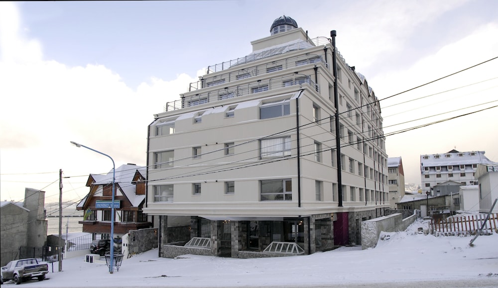 CILENE DEL FARO SUITES AND SPA 1/76