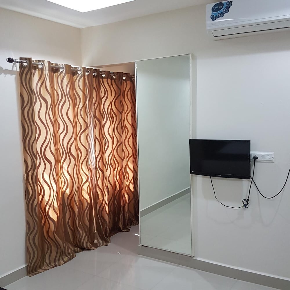 Jk Residency 6/33