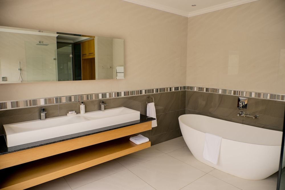 Africanos Country Estate 43/46