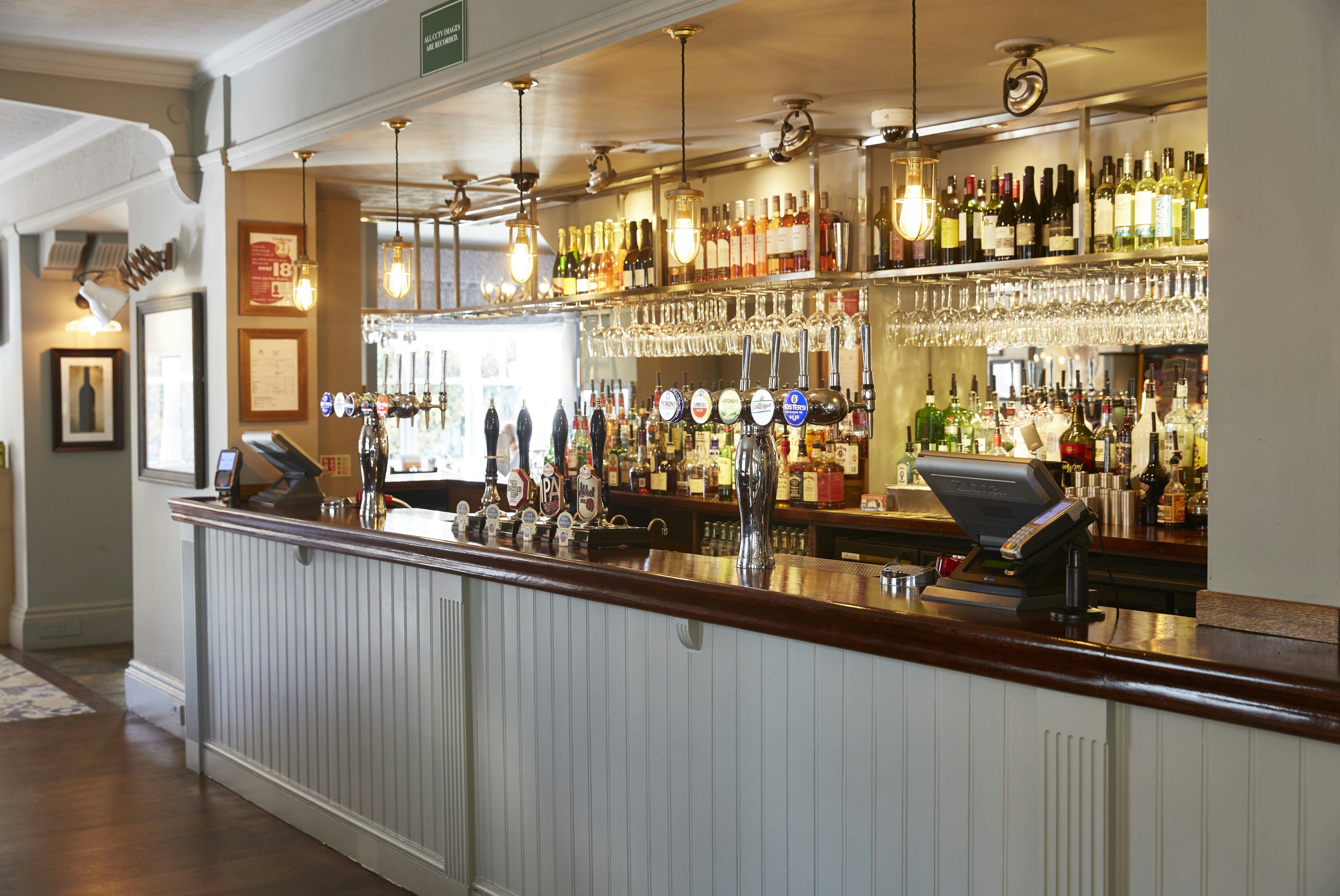 Cedars Lodge Inn 3/17