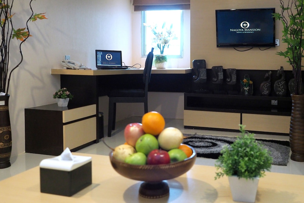 Nagoya Mansion Hotel Residence 57/75