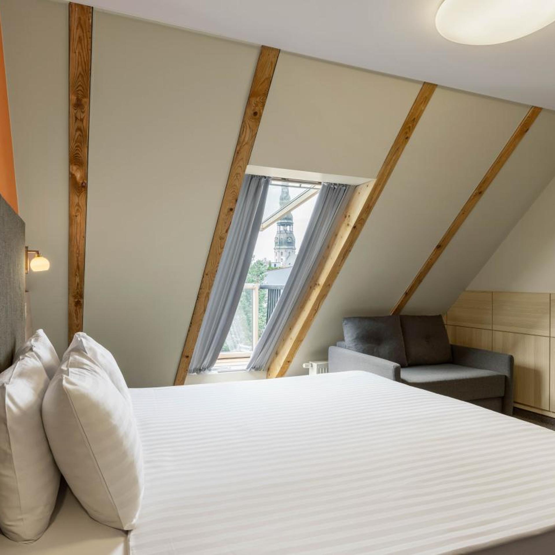 Mansard, Double or Twin Bed, City View، Wellton Riga Hotel & SPA 5/10