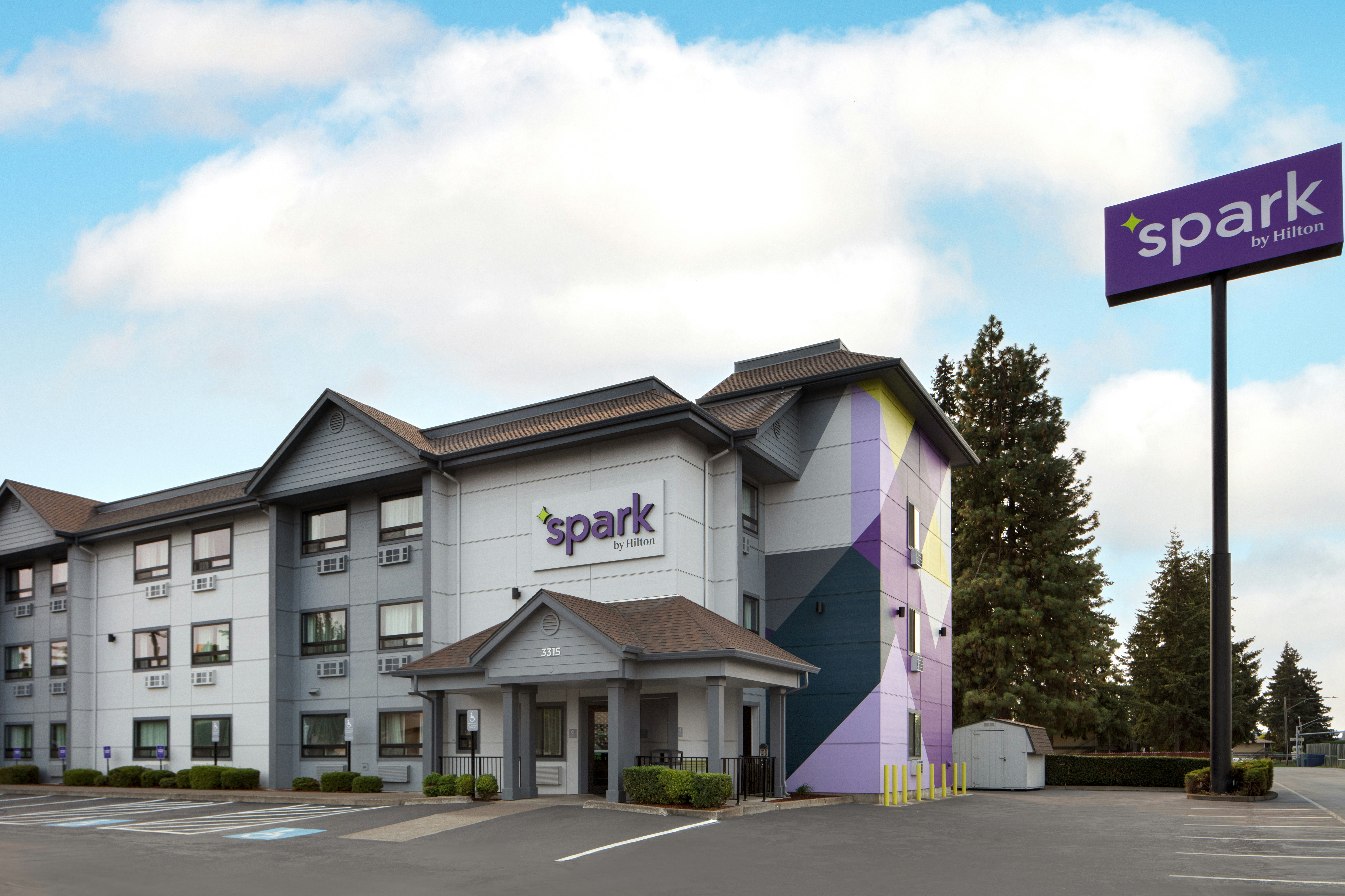 Spark by Hilton Springfield Eugene 5/28