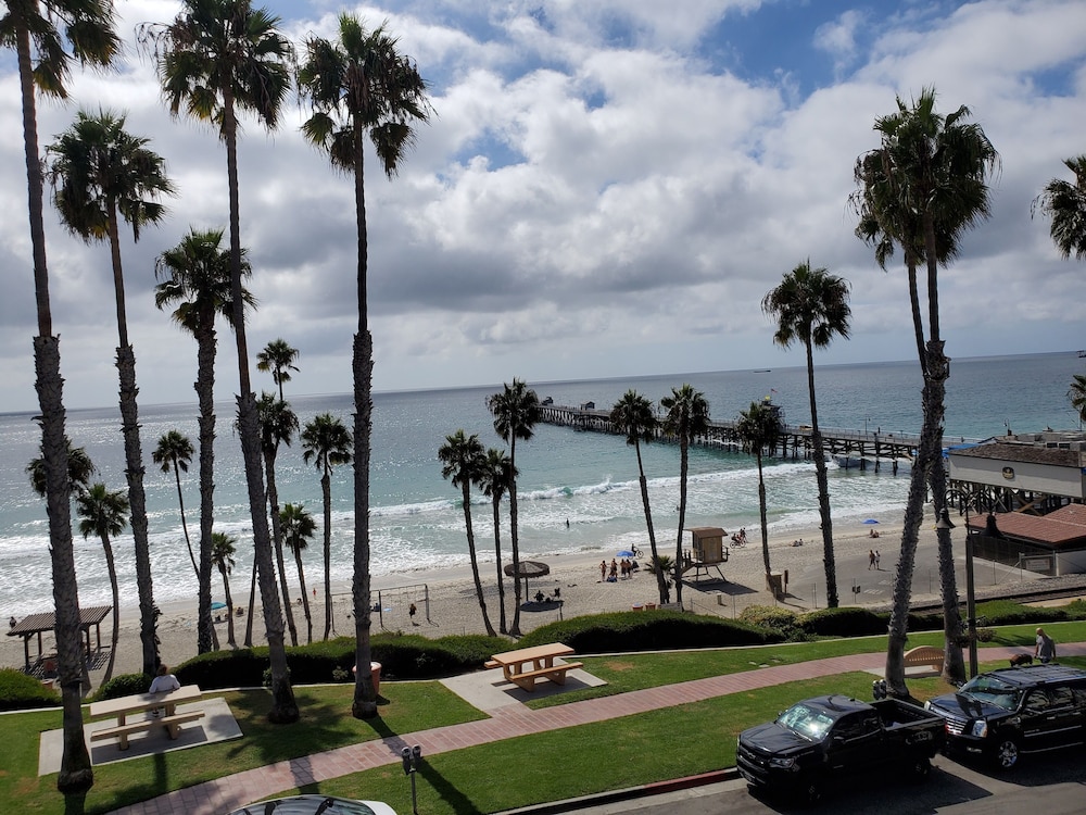 Sea Horse Resort 46/75