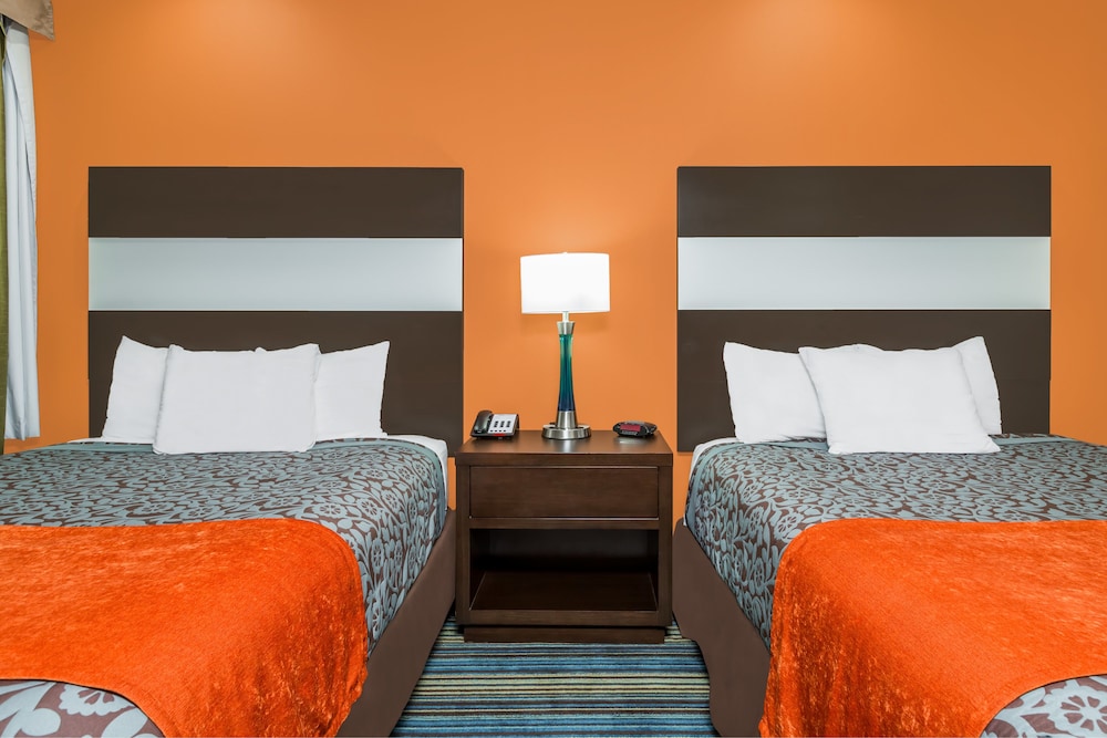 Days Inn & Suites by Wyndham Katy 6/22