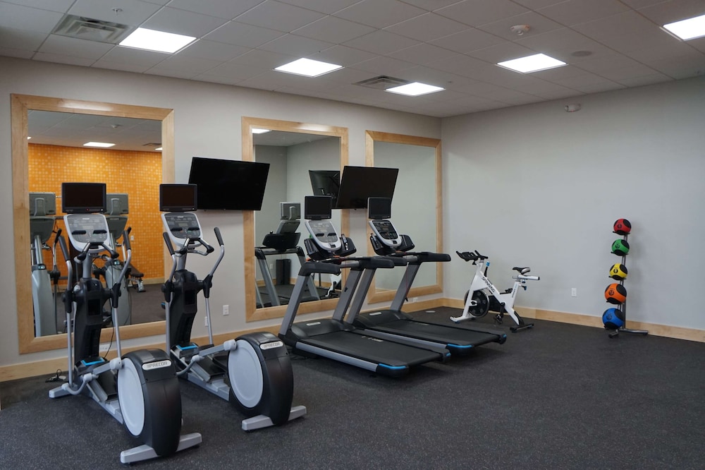 La Quinta Inn And Suites By Wyndham Lewisville 23/50