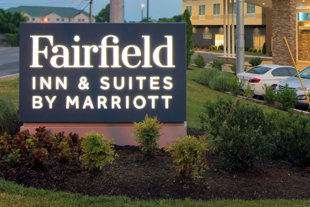 Fairfield Inn Suites Nashville Airport 3/43