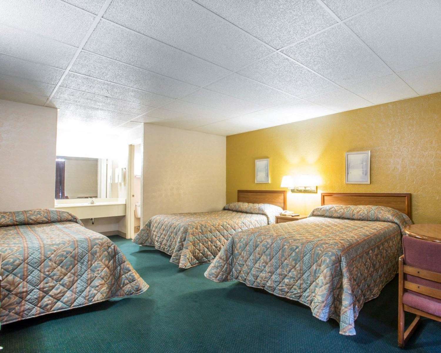 Rodeway Inn Gadsden - Attalla 11/24