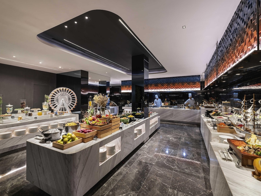 Novotel Yangzhou Slender West Lake 30/60