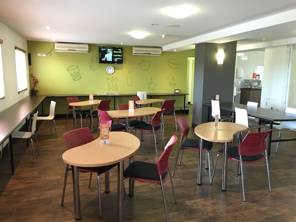 IBIS BUDGET PERTH AIRPORT 43/63