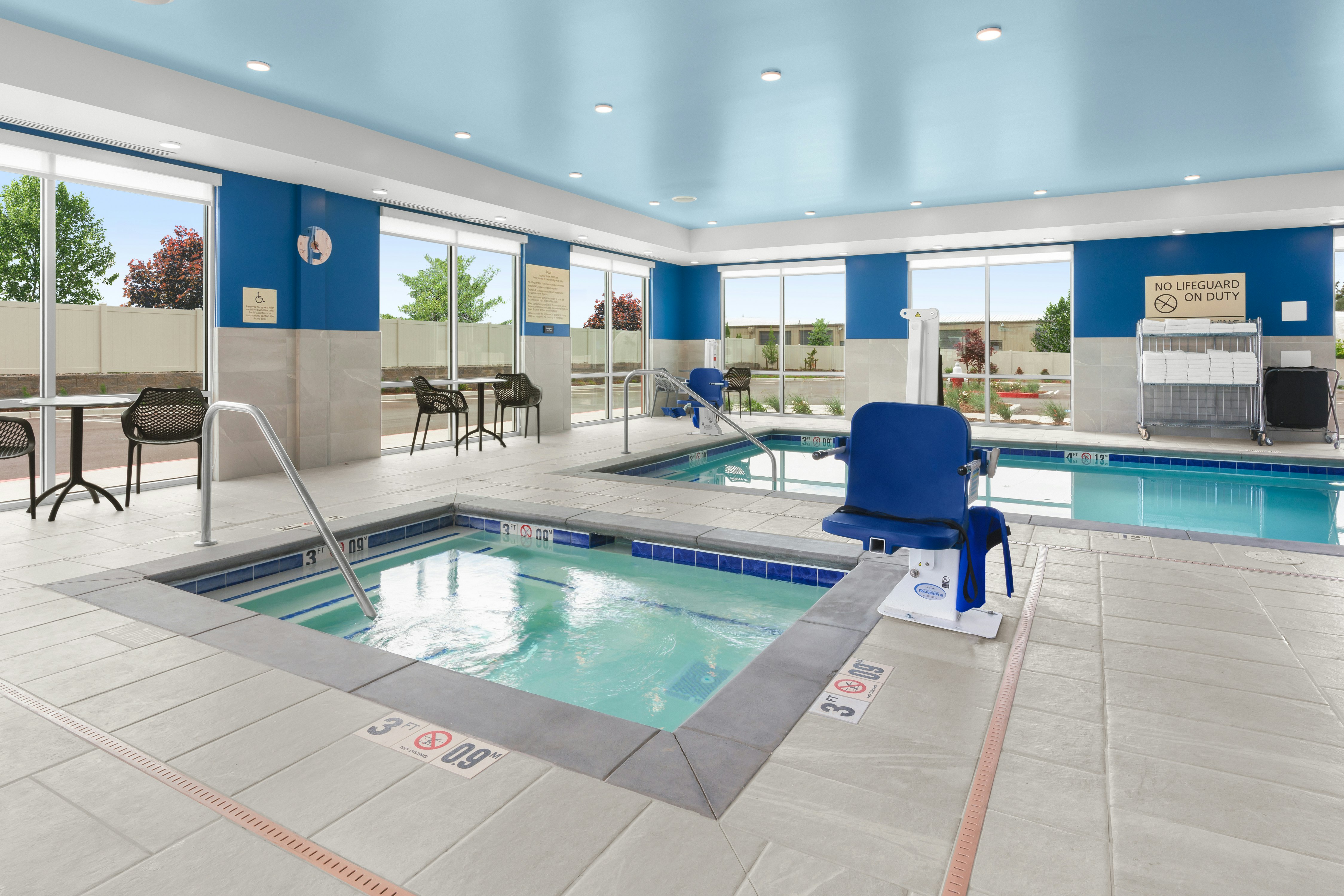 Hampton Inn Suites Bellingham Airport 10/20