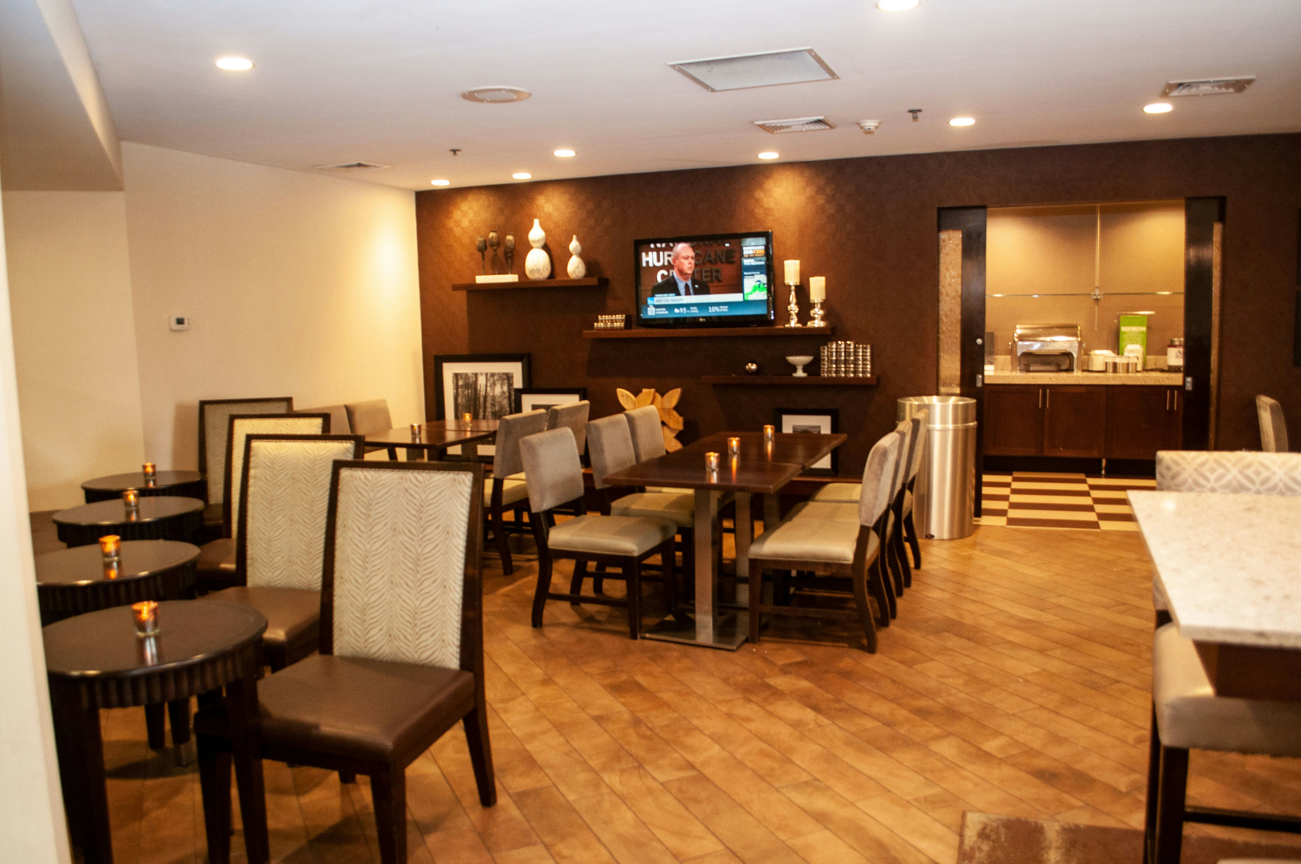 Hampton Inn Terre Haute 39/59
